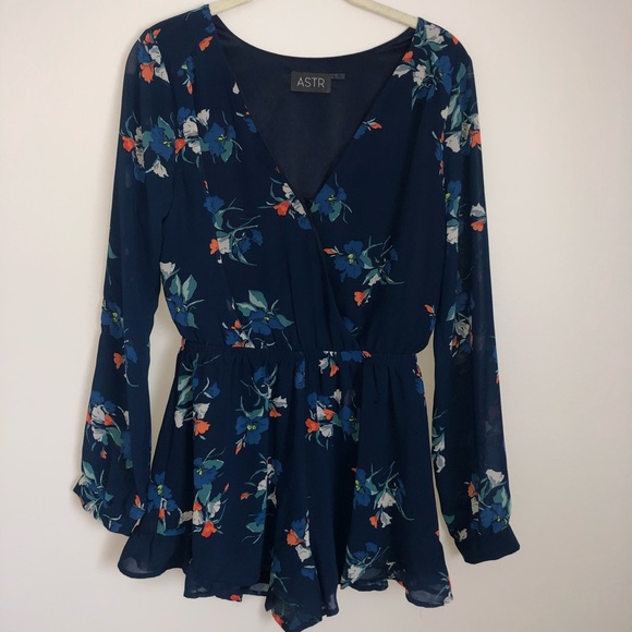 ASTR blue surplice romper size small - Picture 2 of 5